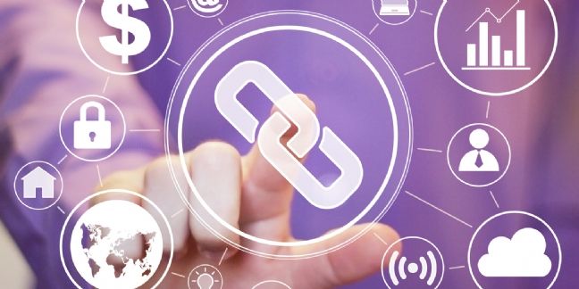 Objets connectés: gadgets ou réels outils de travail pour les commerciaux?