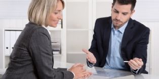 Comment mettre en place une simulation d'entretien de vente ?