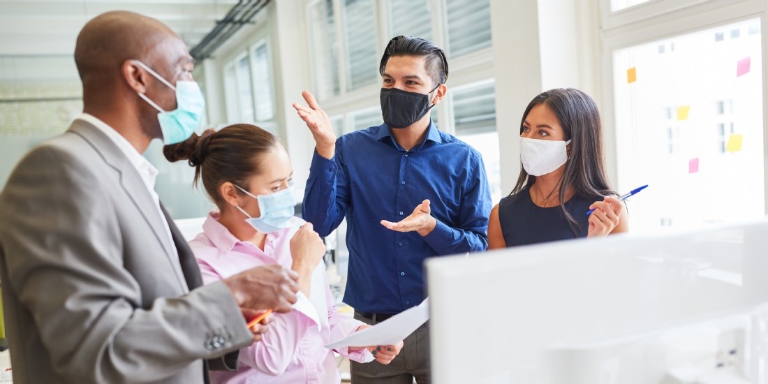 Comment contracter avec une agence commerciale ?